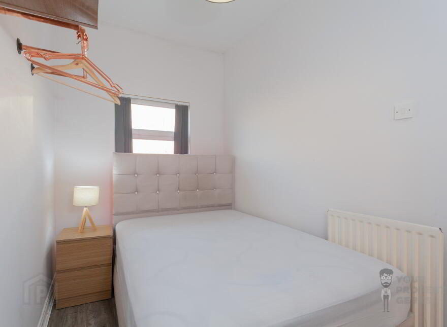 104 Tates Avenue, Belfast, BT9 7BZ