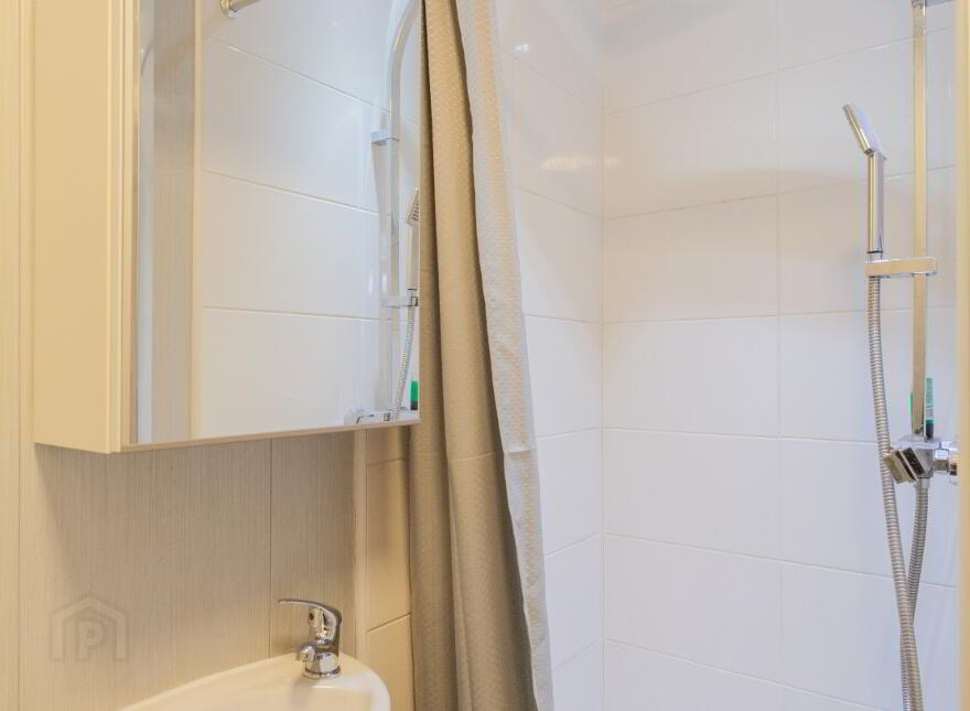 104 Tates Avenue, Belfast, BT9 7BZ