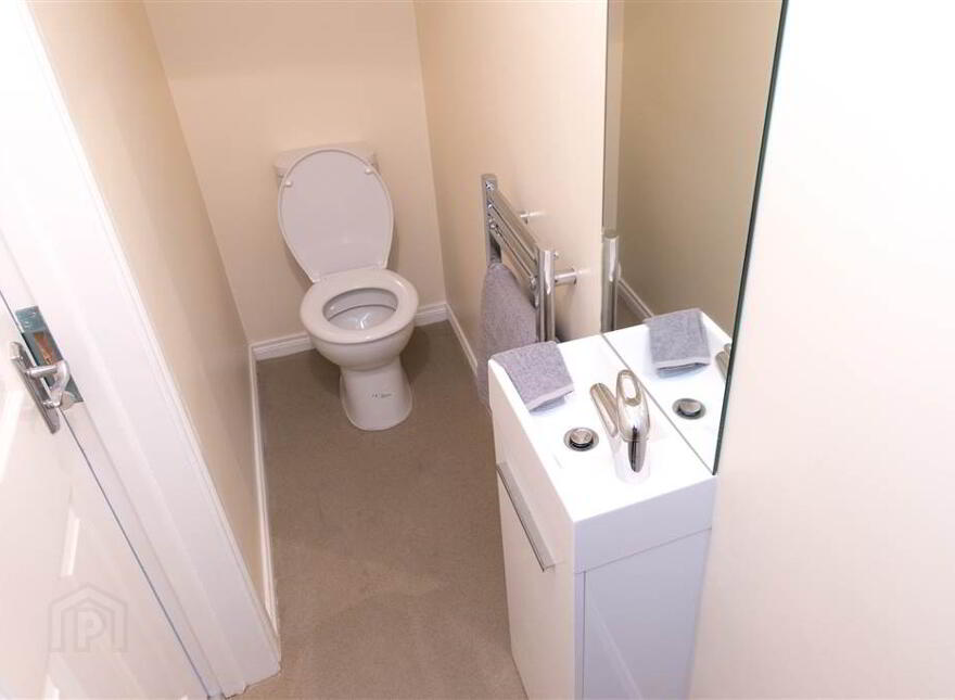 Apt 1 156, Beersbridge Road, Belfast, BT5 4RY