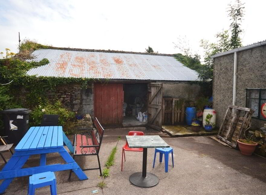 McIntyre's Bar, Main Street, Dunkineely, F94A40E