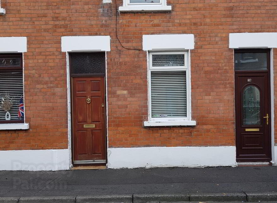 16 Symons Street, Belfast, BT12 6GA photo