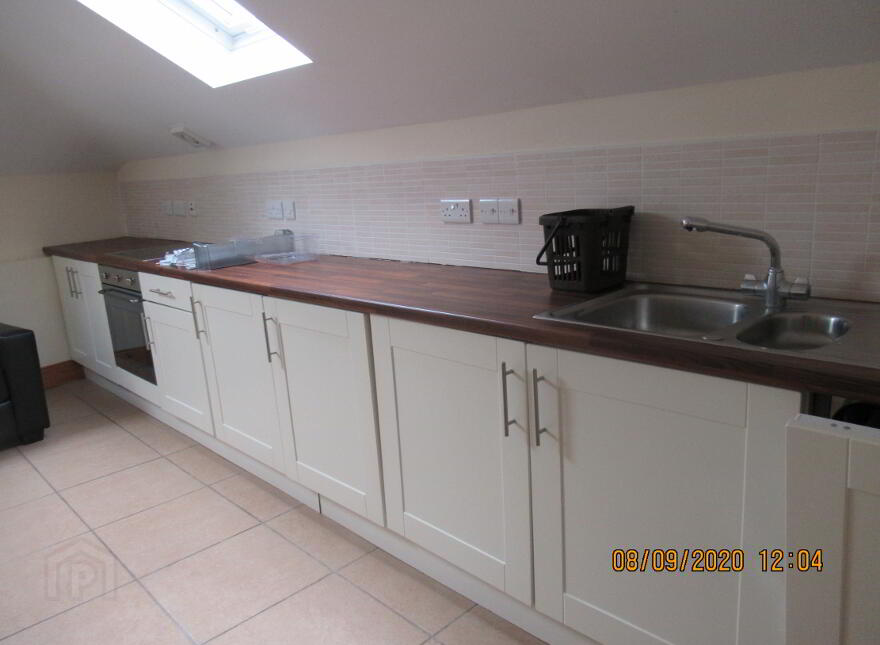 Unit 18, 81 FITZROY AVENUE, Belfast, BT7 1HT