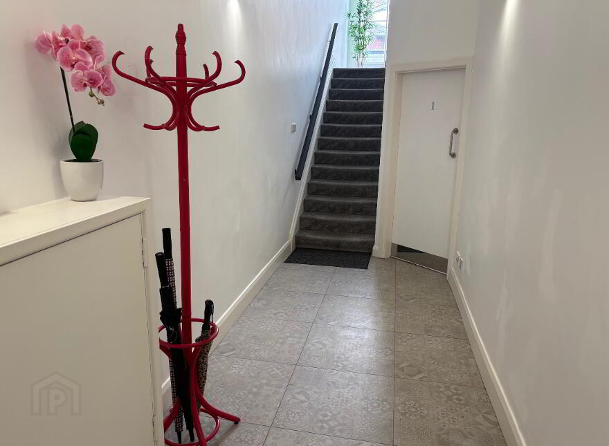 Apt 1 43 Cromwell Road, Botanic, Belfast, BT7 1JX