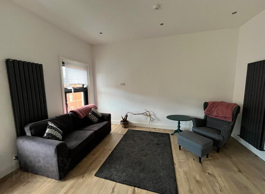 Apt 3 43 Cromwell Road, Botanic, Belfast, BT7 1JX photo