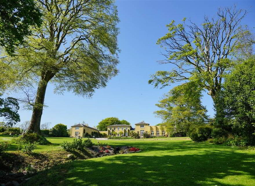 Ballinacurra House, Ballincurra, Kinsale, Cork, P17YF76
