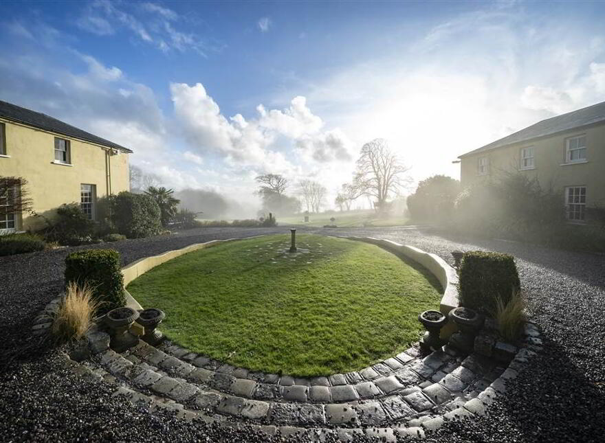 Ballinacurra House, Ballincurra, Kinsale, Cork, P17YF76