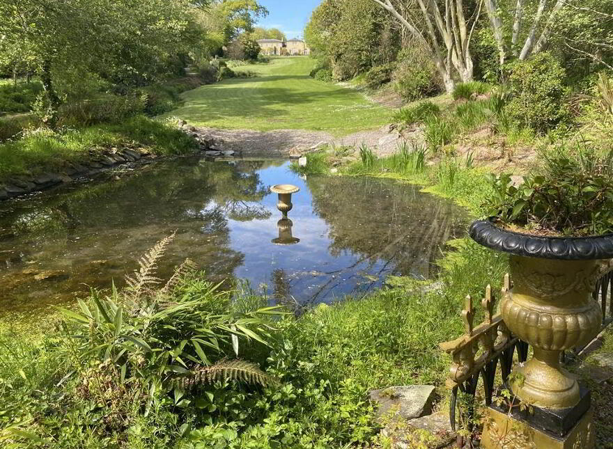 Ballinacurra House, Ballincurra, Kinsale, Cork, P17YF76