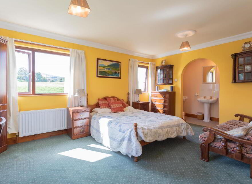 81 Castlewellan Road, Dromara, BT25 2JN