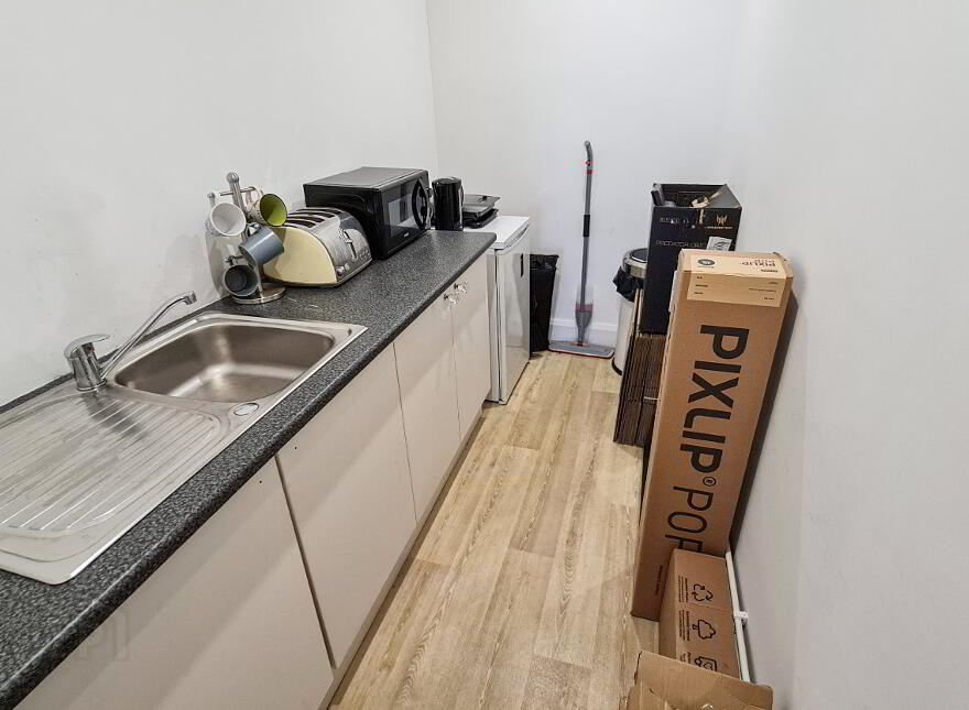 33 Castlereagh Road, Belfast, BT5 5FB