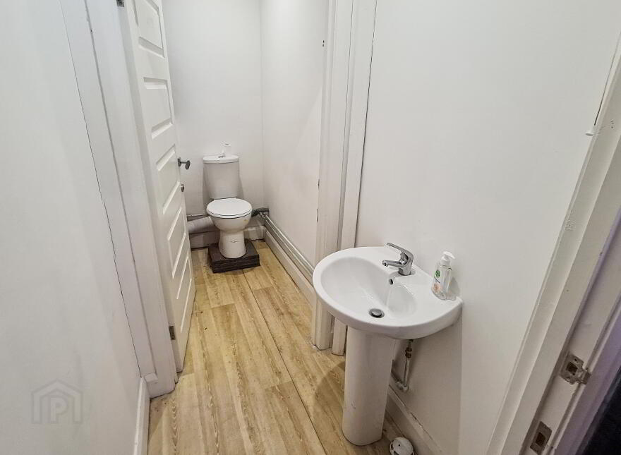 33 Castlereagh Road, Belfast, BT5 5FB