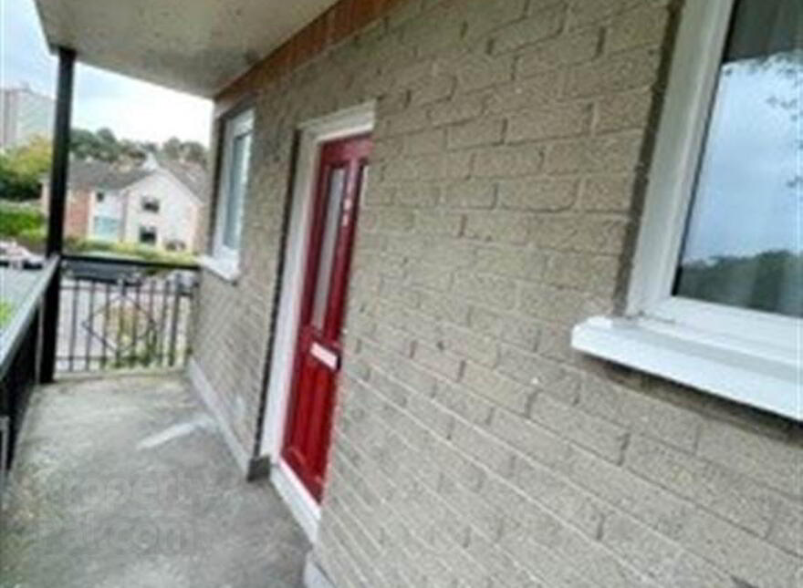 110b Belvoir Drive, Belfast, BT8 7DT photo