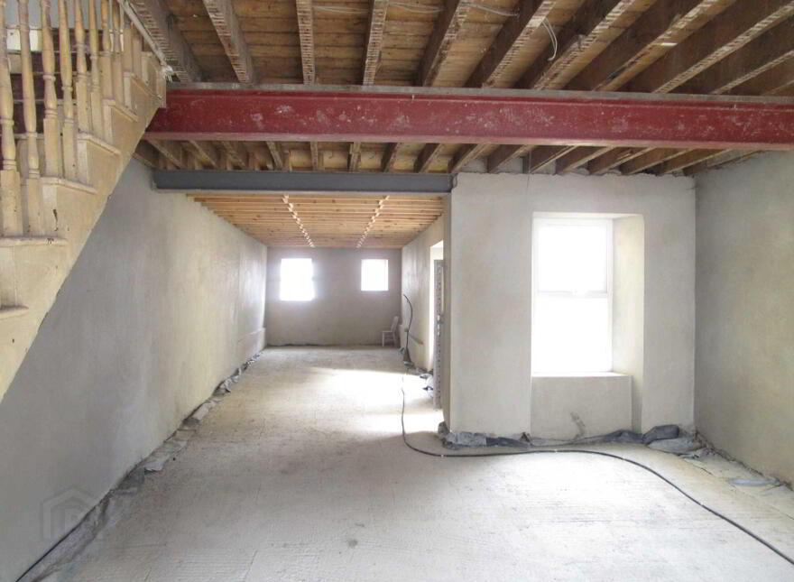 24 The Diamond, Carndonagh, F93AKF5