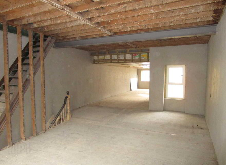24 The Diamond, Carndonagh, F93AKF5