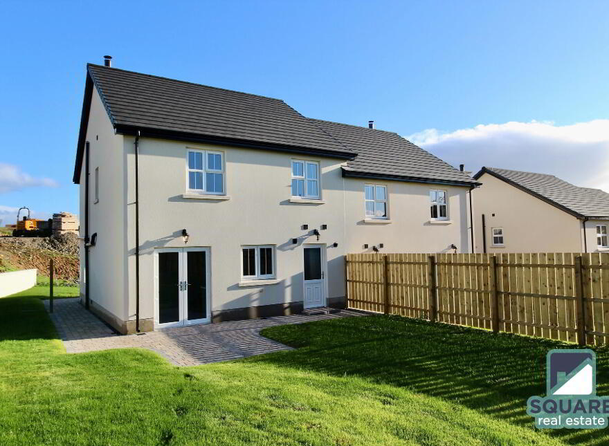 25 Roxborough Manor Moy, Dungannon, BT71 7FQ