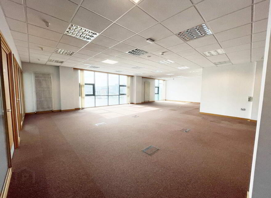 31 Waterside Tower, Clarendon Dock, Clarendon Road, Belfast, BT1 3BG