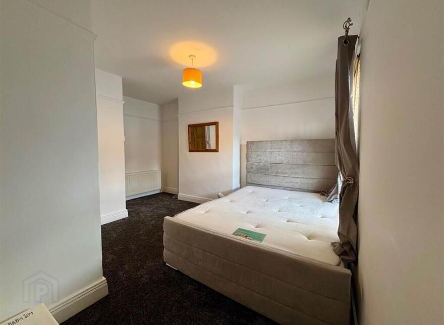 31 Glenvarlock Street, Belfast, BT5 5GS
