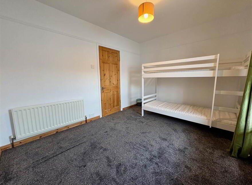 31 Glenvarlock Street, Belfast, BT5 5GS