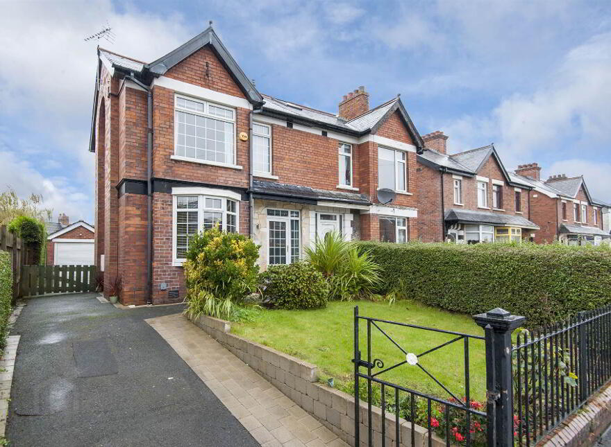 26 Connsbrook Avenue, Belfast, BT4 1JT photo