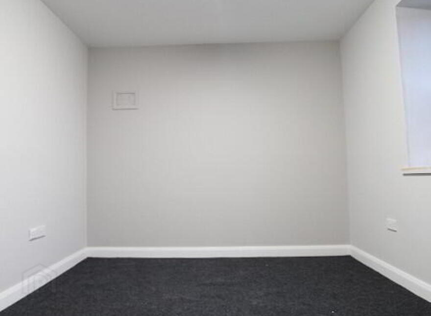 1 Suite Avonmore House, 15 Church Square, Banbridge, BT32 4AP