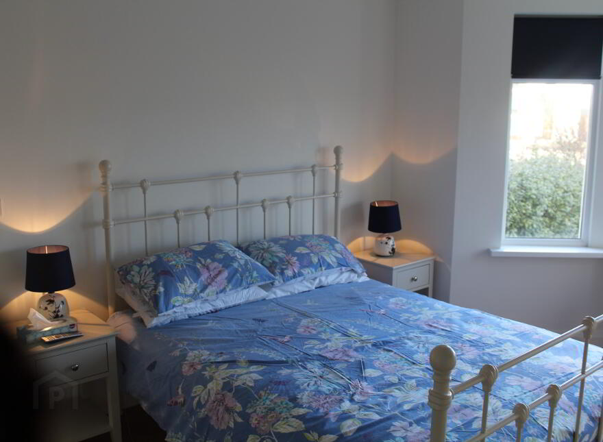 Holiday Let 24/25, 154 Causeway Street, Portrush, BT56 8JE