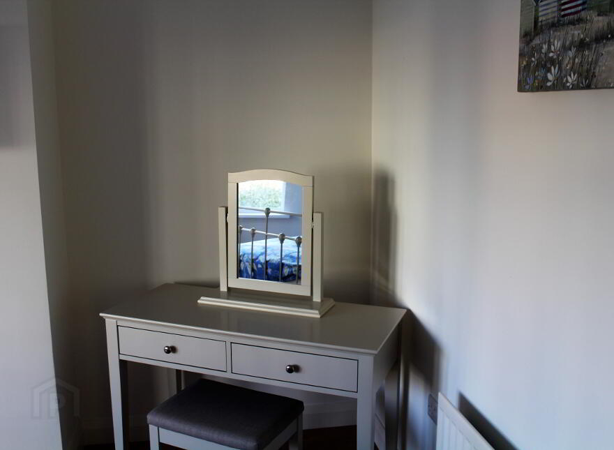 Holiday Let 24/25, 154 Causeway Street, Portrush, BT56 8JE