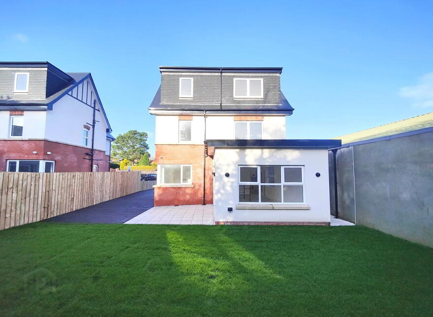 Site 1, Hollyburn, Parkmount Road, North Belfast, BT15 4DN