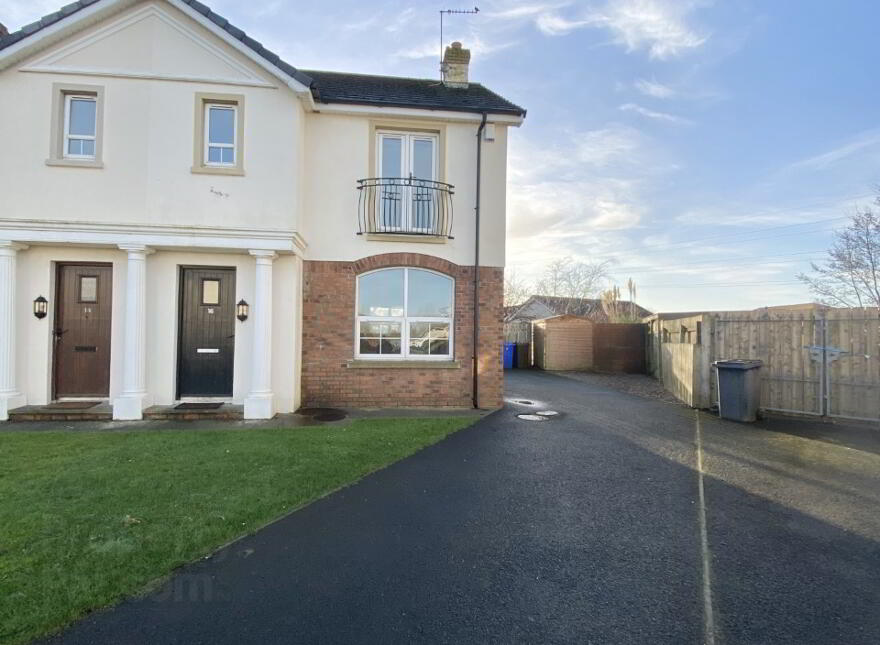 16 Thornlea Drive, Coleraine, BT52 1XB photo