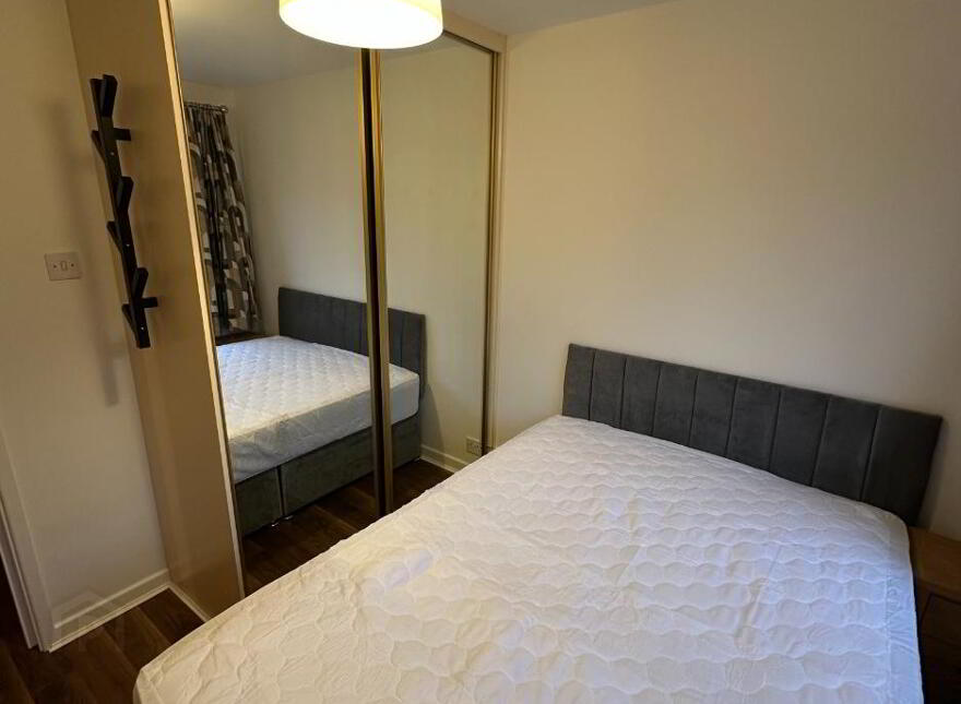 4C Stranmillis Court, Belfast, BT9 5EU