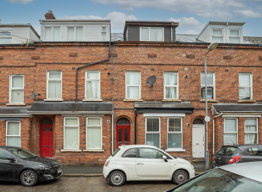 16b Canterbury Street, Belfast, BT7 1LB photo