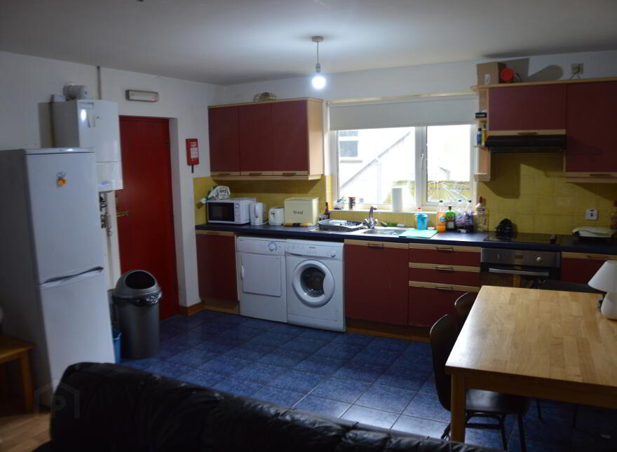 Flat 2-86 Fitzroy Avenue, Belfast, BT7 1HX