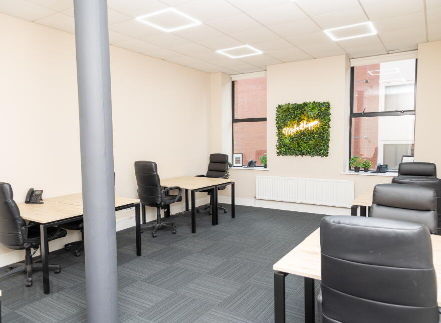 Titanic Suites, 55-59 Adelaide Street, Belfast, BT2 8FE