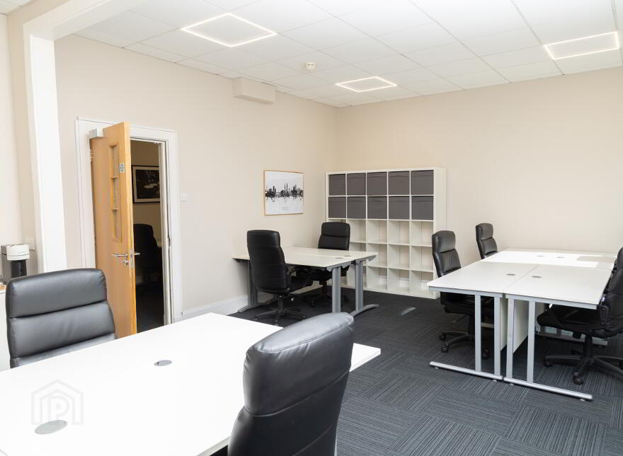 Titanic Suites, 55-59 Adelaide Street, Belfast, BT2 8FE