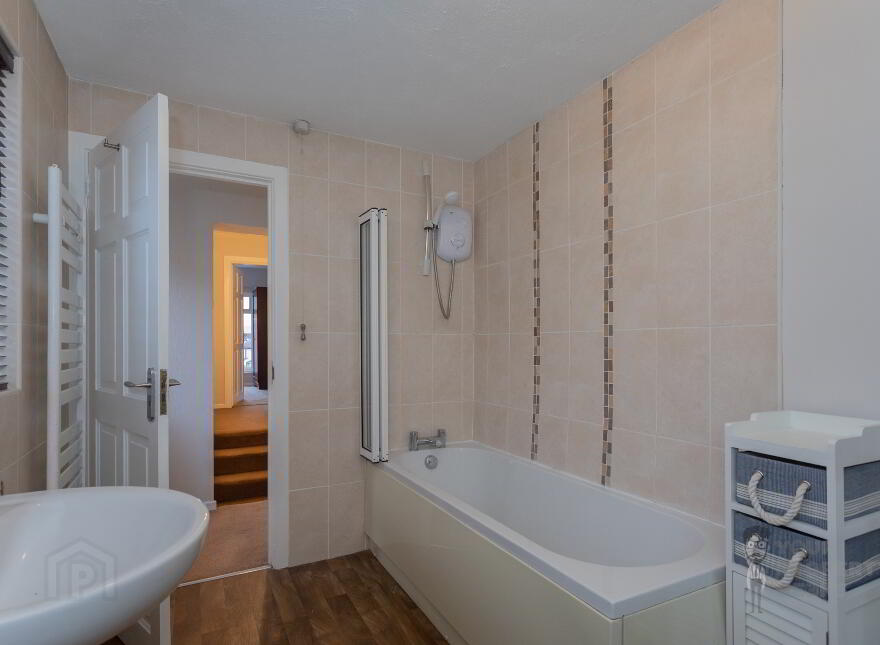 2 Dunraven Avenue, Belfast, BT5 5JR