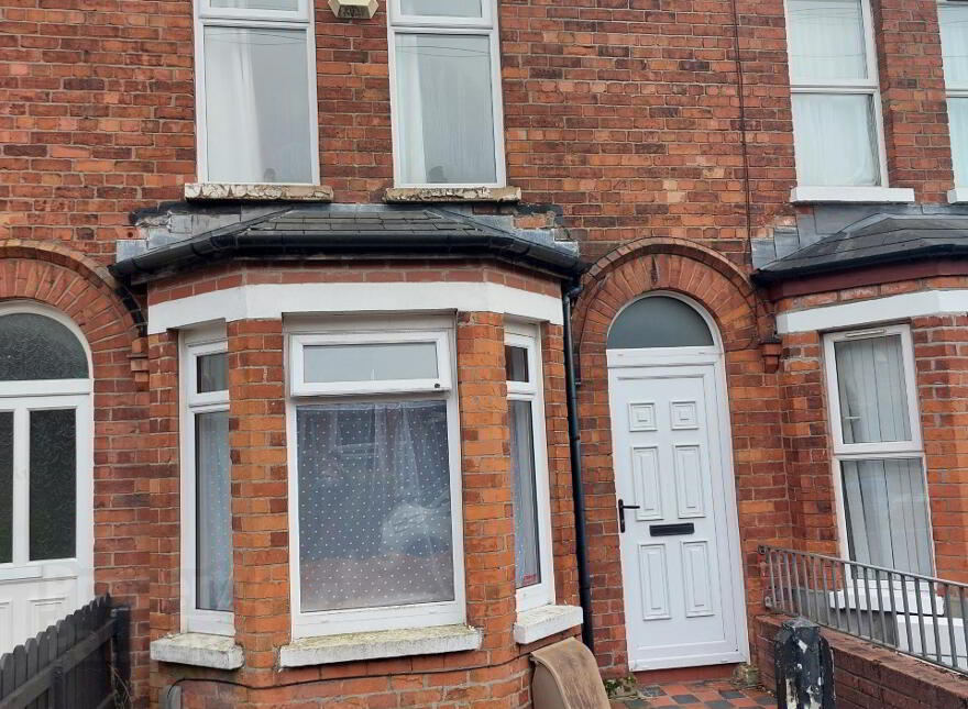 St Alban's Gardens, Stranmillis, Belfast, BT9 5DR photo