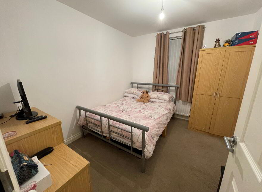 95b Eglantine Avenue, Belfast, BT9 6EX