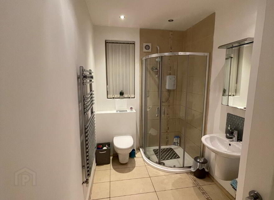 95b Eglantine Avenue, Belfast, BT9 6EX