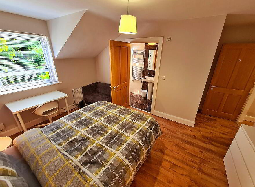 House For Rent, 361 Donegall Rd, Belfast, BT12 6NY