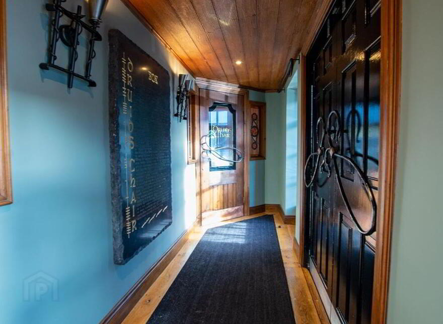 Druids Chair, Pearse St, Mullingar, Westmeath, N91YY02