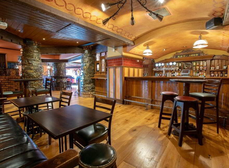 Druids Chair, Pearse St, Mullingar, Westmeath, N91YY02