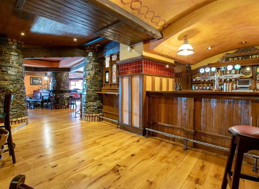 Druids Chair, Pearse St, Mullingar, Westmeath, N91YY02