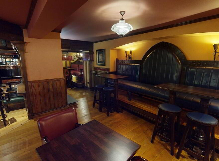 Druids Chair, Pearse St, Mullingar, Westmeath, N91YY02