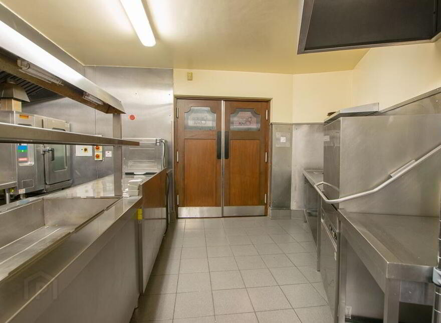 Druids Chair, Pearse St, Mullingar, Westmeath, N91YY02