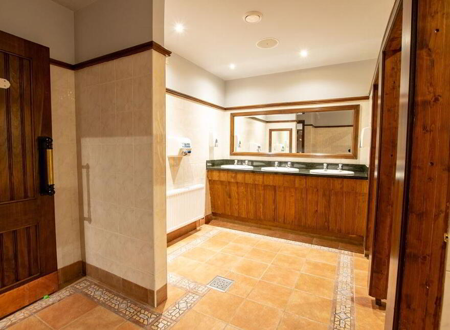 Druids Chair, Pearse St, Mullingar, Westmeath, N91YY02