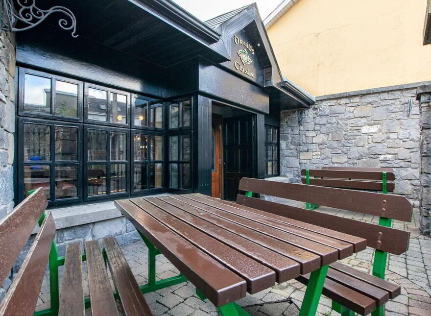 Druids Chair, Pearse St, Mullingar, Westmeath, N91YY02