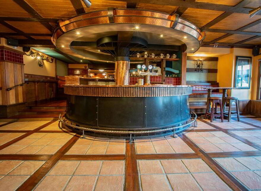 Druids Chair, Pearse St, Mullingar, Westmeath, N91YY02