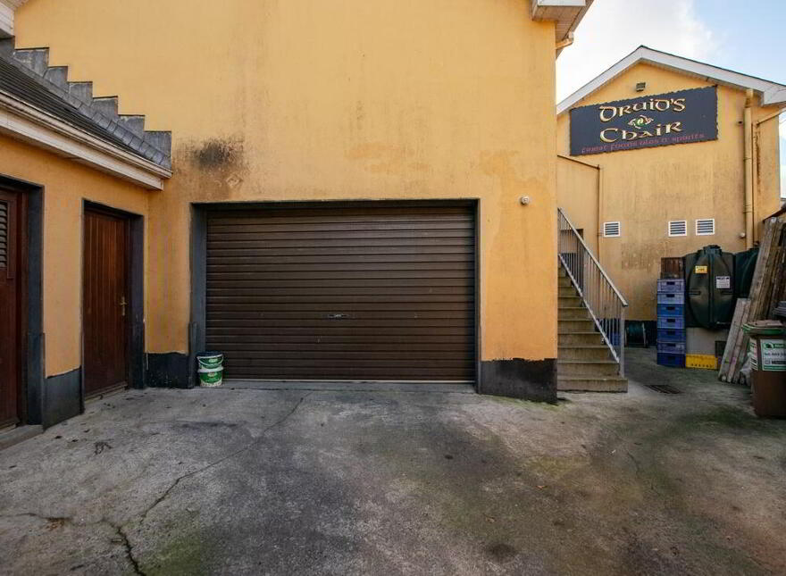 Druids Chair, Pearse St, Mullingar, Westmeath, N91YY02
