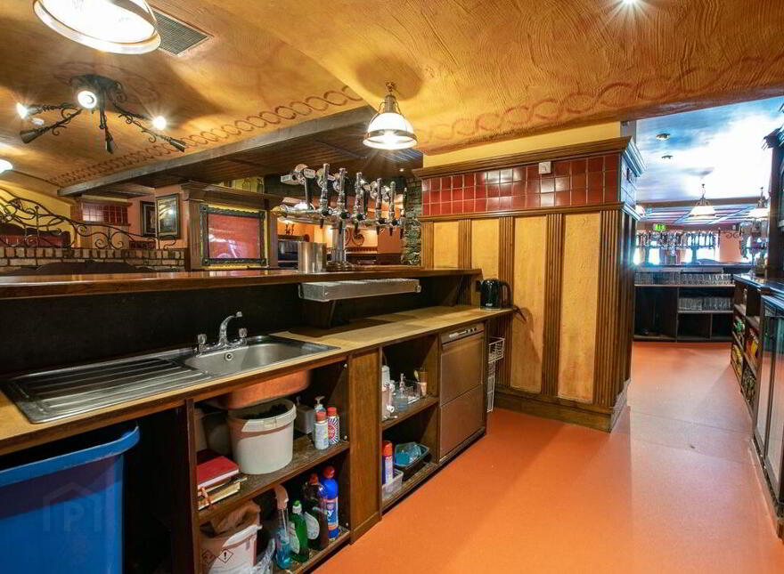 Druids Chair, Pearse St, Mullingar, Westmeath, N91YY02