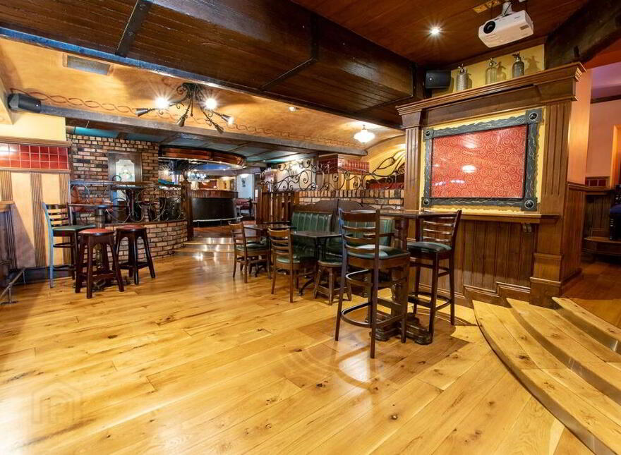 Druids Chair, Pearse St, Mullingar, Westmeath, N91YY02