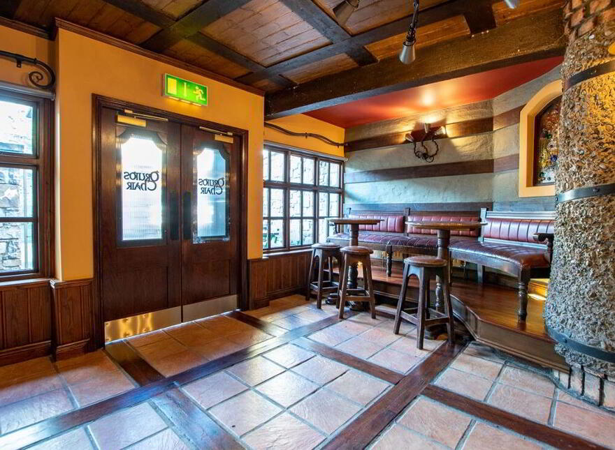 Druids Chair, Pearse St, Mullingar, Westmeath, N91YY02