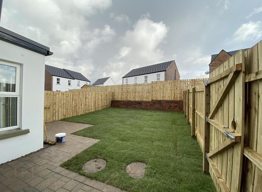15 Boyle Place, Roewood, Limavady, BT49 9FF